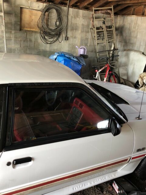 1988 Ford Mustang GT 5.0 - photo 7