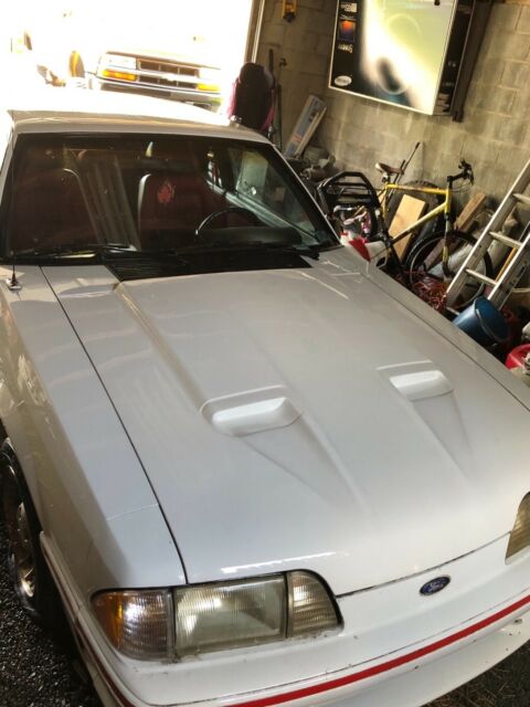 1988 Ford Mustang GT 5.0 - photo 8