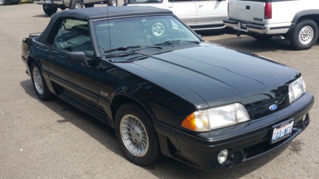 1988 Ford Mustang GT - photo 10