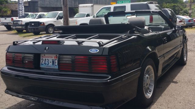 1988 Ford Mustang GT - photo 4