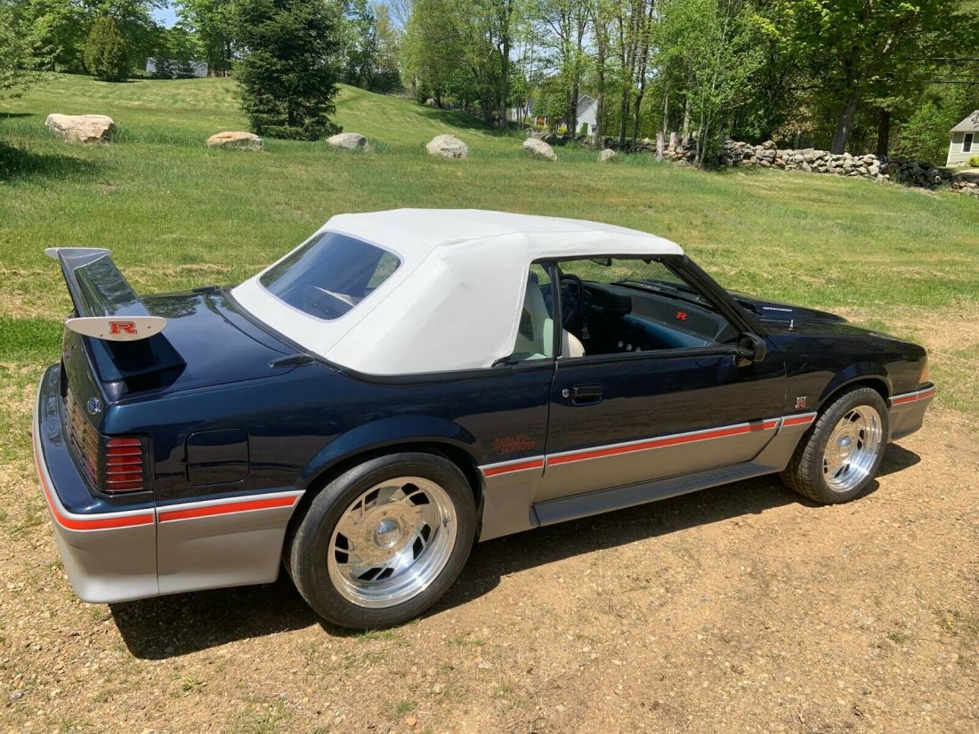 1988 Ford Mustang - photo 2