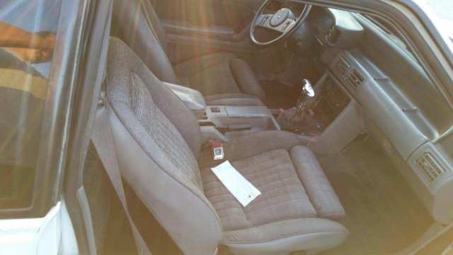 1988 Ford Mustang White - photo 6