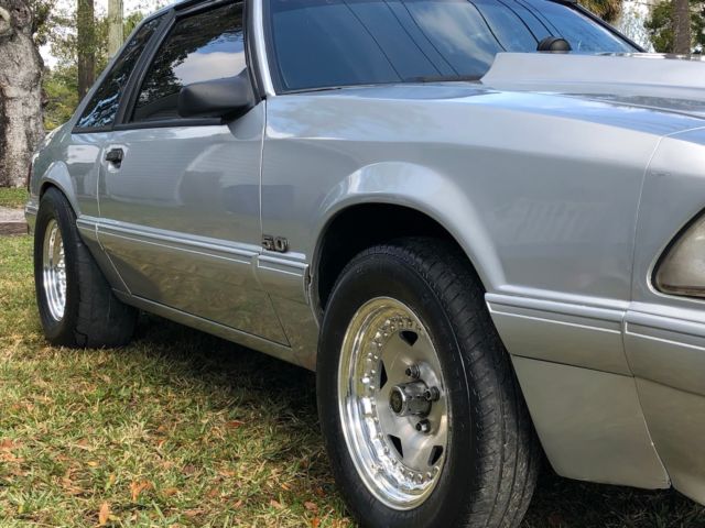 1988 Ford Mustang lx - photo 3