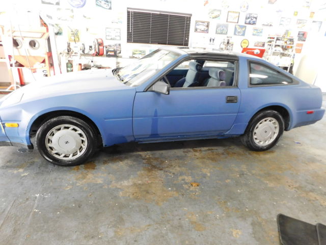 1988 Nissan 300ZX T-Tops 5 speed 1988 Nissan 300ZX ZX