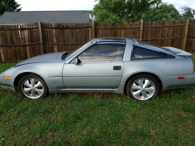 1988 Nissan 300ZX Turbo Coupe 2-Door 3.0L 1988 Nissan 300ZX