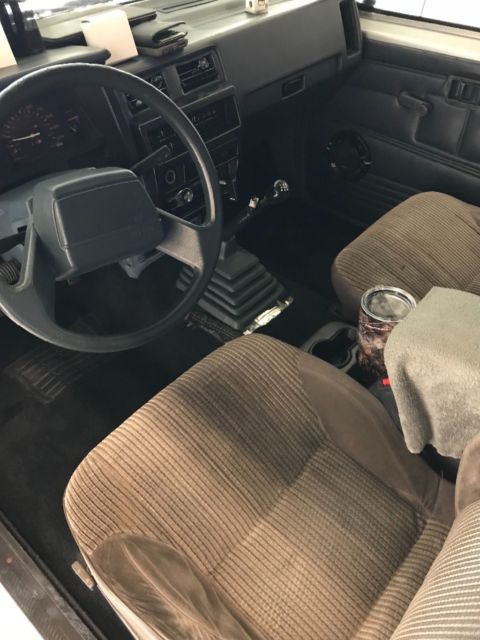 1988 Nissan Other Pickups - photo 3