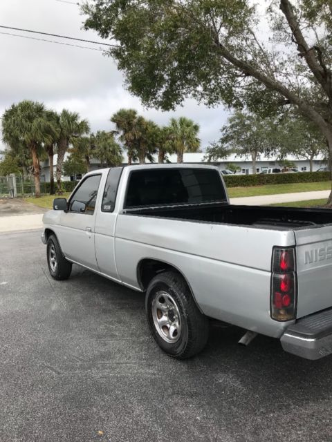 1988 Nissan Other Pickups - photo 5