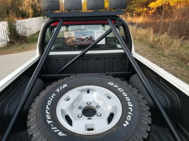 1988 Nissan Other Pickups Desert Runner - photo 10