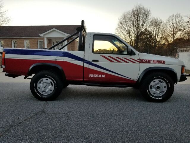 1988 Nissan Other Pickups Desert Runner - photo 6
