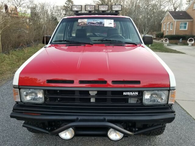 1988 Nissan Other Pickups Desert Runner - photo 7
