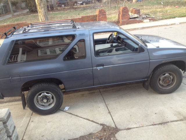 1988 Nissan Pathfinder SE Sport Utility 2-Door 3.0L 4X4 RARE 1988 Nissan Pathfinder SE V6