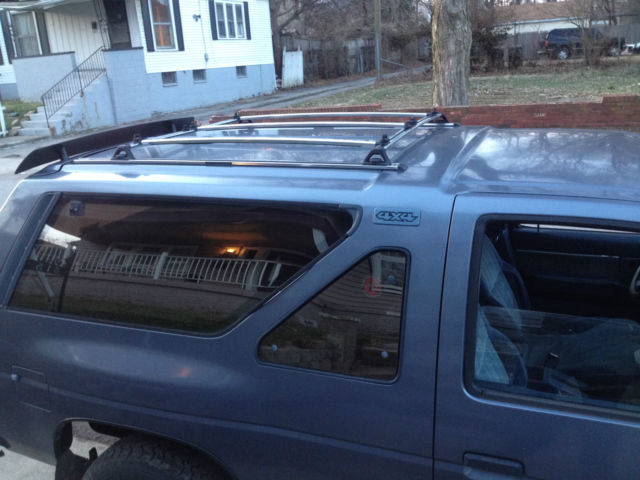 1988 Nissan Pathfinder SE V6 - photo 11