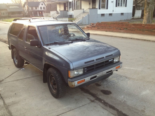 1988 Nissan Pathfinder SE V6 - photo 3