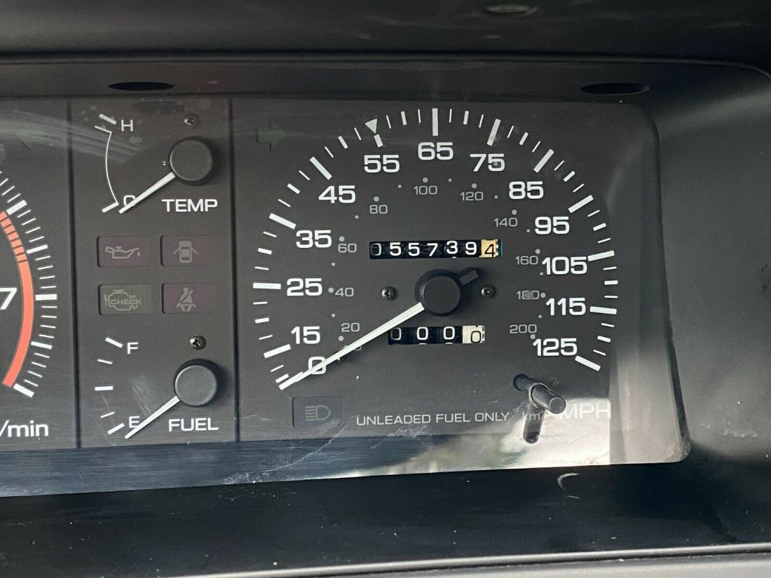 1988 Nissan NX XE - photo 12