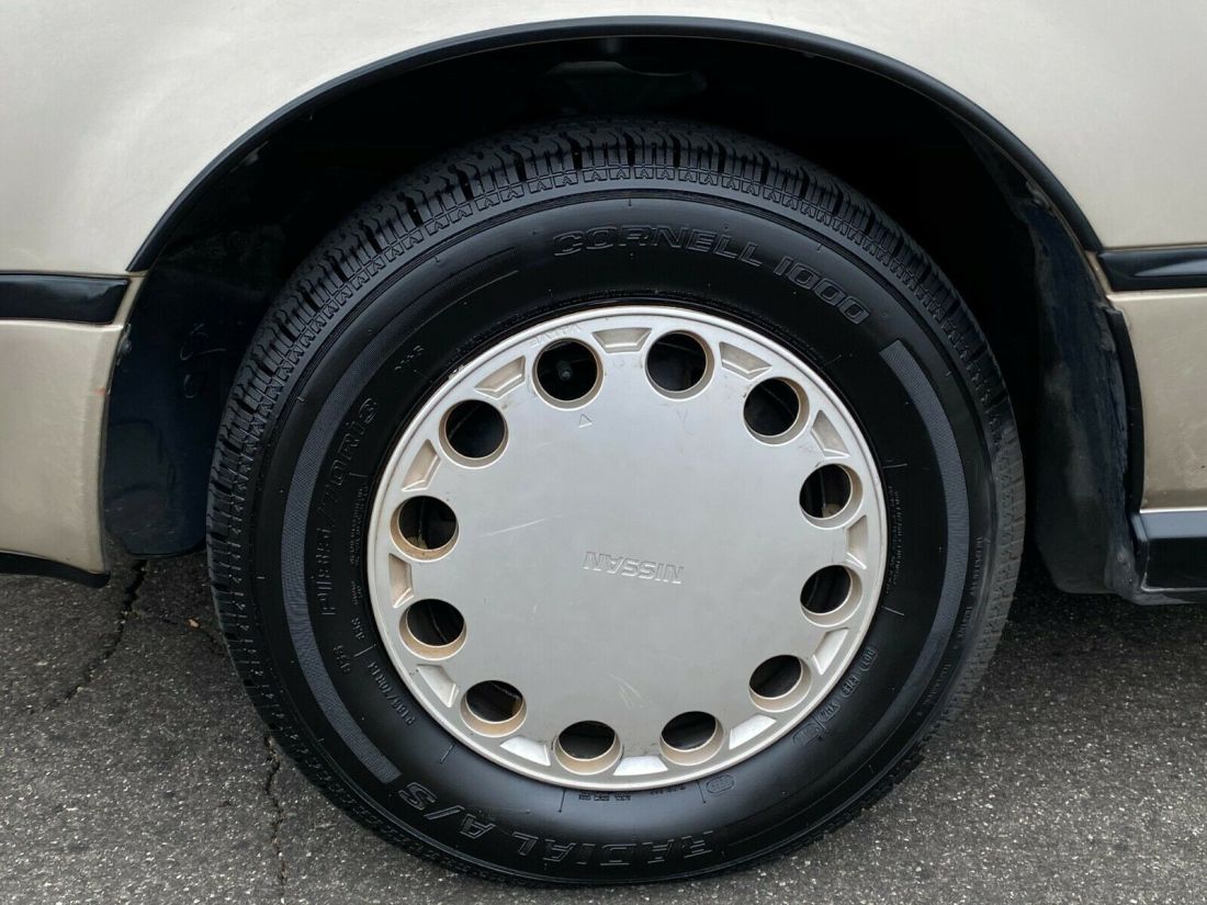 1988 Nissan NX XE - photo 8