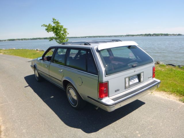 1988 Oldsmobile Ciera CUTLASS - photo 6