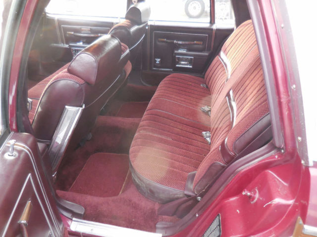 1988 Oldsmobile Custom Cruiser Base Wagon 4-Door - photo 8