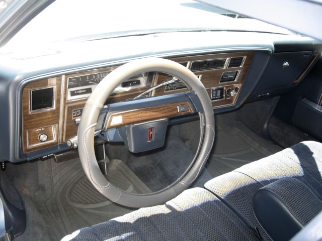 1988 Oldsmobile Custom Cruiser - photo 10