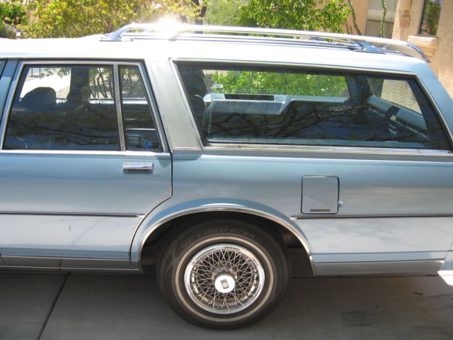 1988 Oldsmobile Custom Cruiser - photo 13
