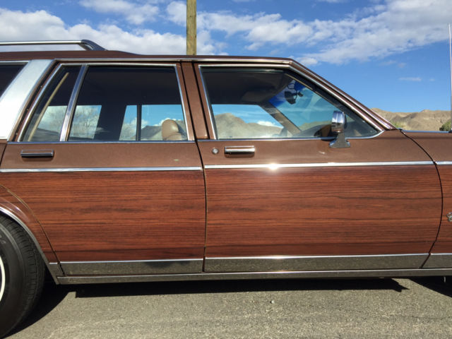 1988 Oldsmobile Custom Cruiser 3 seat - photo 8