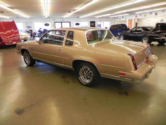1988 Oldsmobile Cutlass Classic 2dr Coupe - photo 7