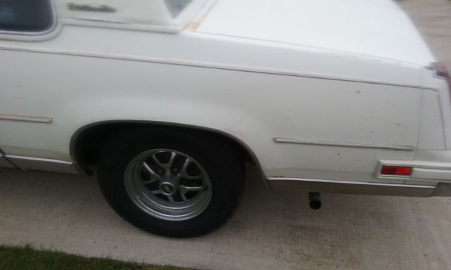 1988 Oldsmobile Cutlass Classic Coupe 2-Door - photo 8