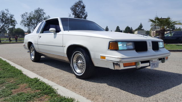 1988 Oldsmobile Cutlass COUPE ** NO RESERVE ** - photo 5