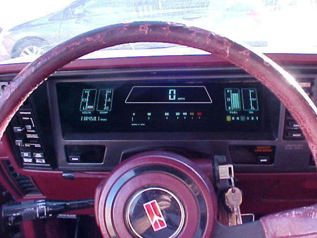 1988 Oldsmobile Toronado Trofeo Coupe 2-Door - photo 9