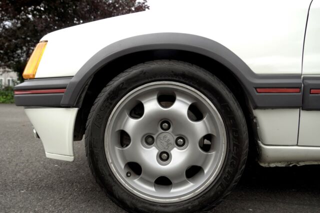 1988 Peugeot 205 GTI - photo 11