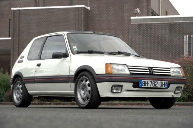 1988 Peugeot 205 GTI - photo 2