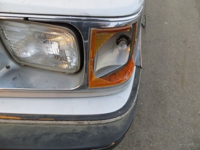 1988 Plymouth Other America Sedan 4-Door - photo 10