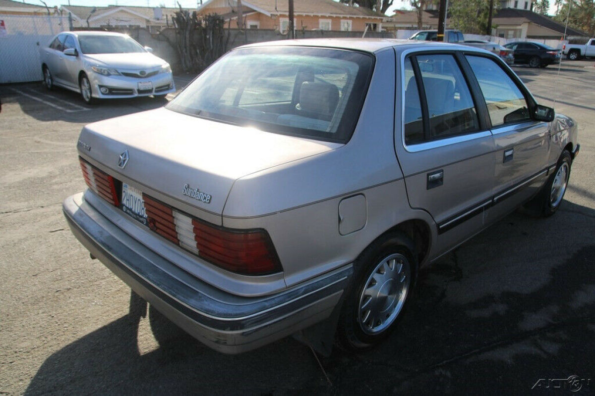 1988 Plymouth Sundance - photo 7
