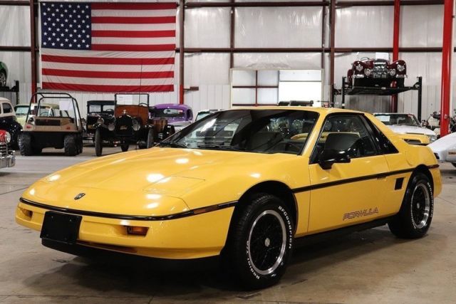 1988 Pontiac Fiero 2640 Miles Talbot Yellow Coupe 2.8L V6 Automatic 1988 Pontiac Fiero --