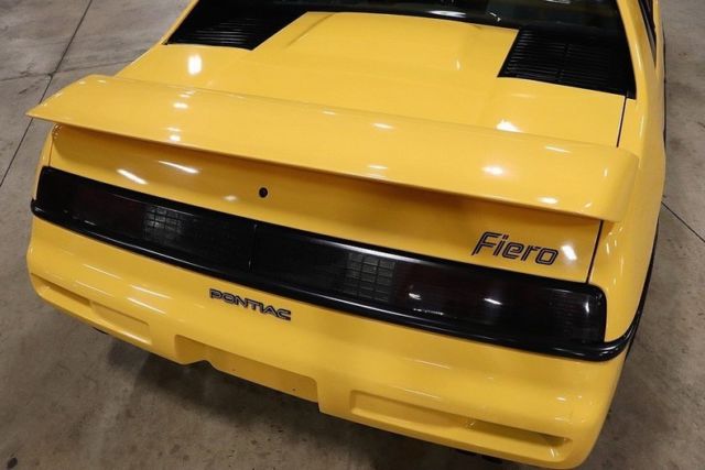1988 Pontiac Fiero -- - photo 11