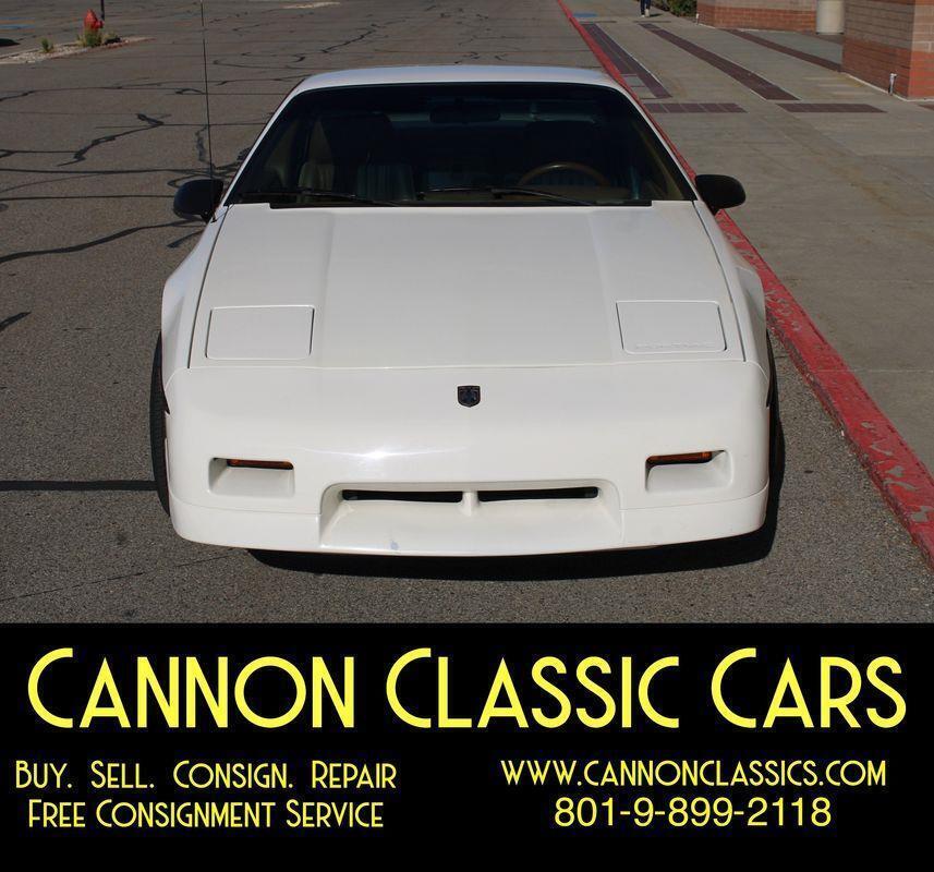 1988 Pontiac Fiero GT - photo 2