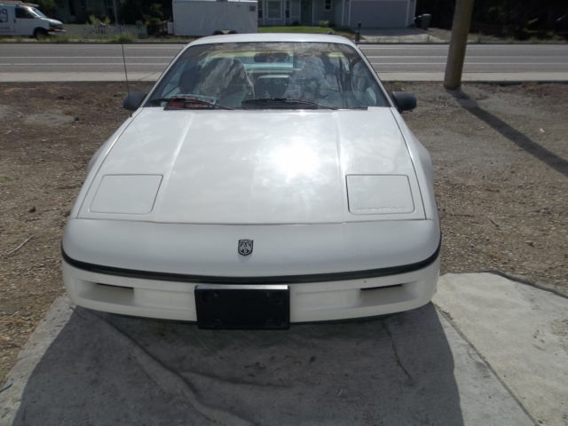 1988 Pontiac Fiero BASE - photo 2