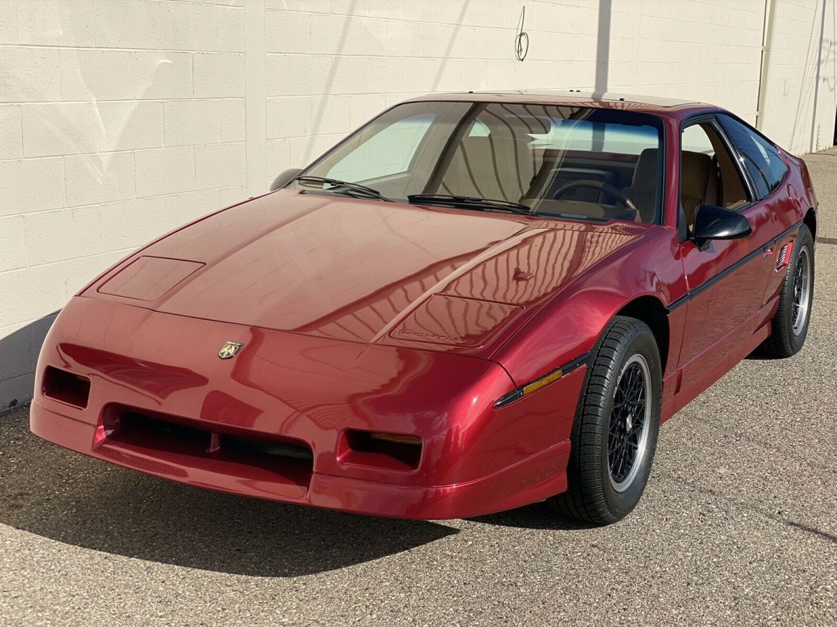 1988 Pontiac Fiero GT