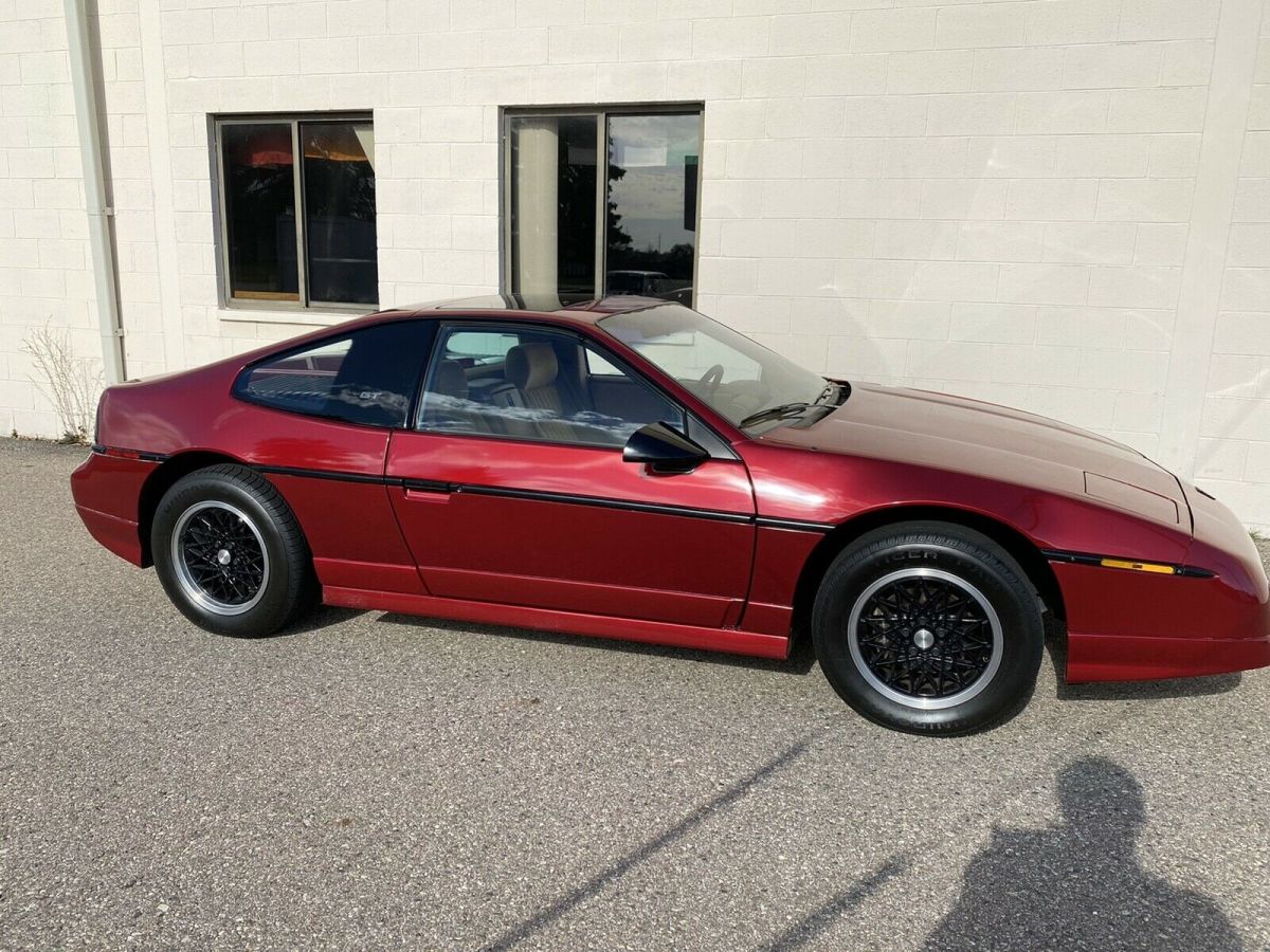 1988 Pontiac Fiero GT - photo 9