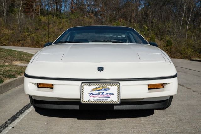 1988 Pontiac Fiero Formula Free Shipping Until January 1 - photo 2