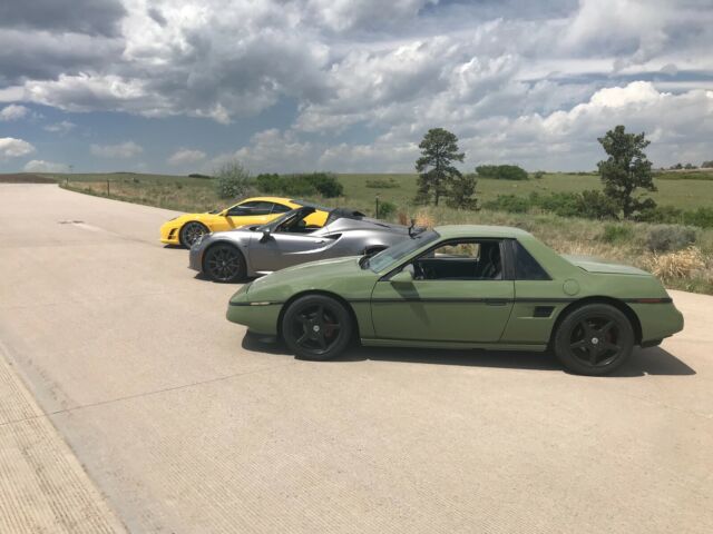 1988 Pontiac Fiero - photo 10