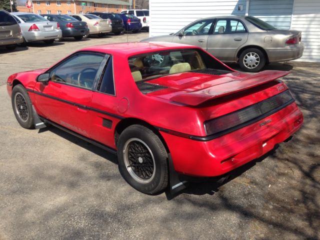 1988 Pontiac Fiero Formula WS6 Only 38k Miles 1988 Pontiac Fiero