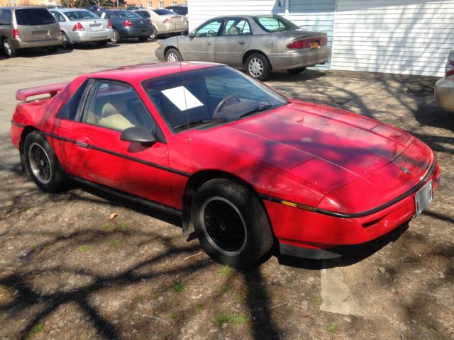 1988 Pontiac Fiero - photo 6