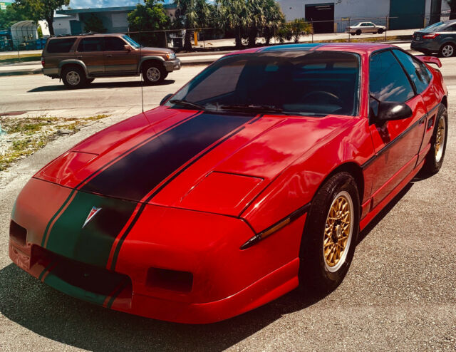 1988 Pontiac Fiero GT - photo 3