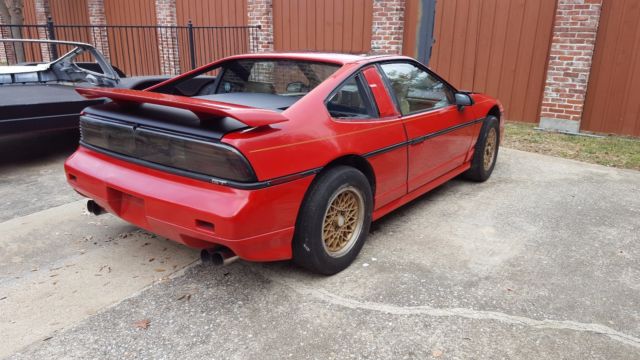 1988 Pontiac Fiero GT 5 speed manual Project Car 1988 Pontiac Fiero GT