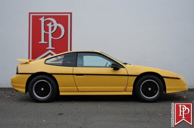 1988 Pontiac Fiero GT - photo 3