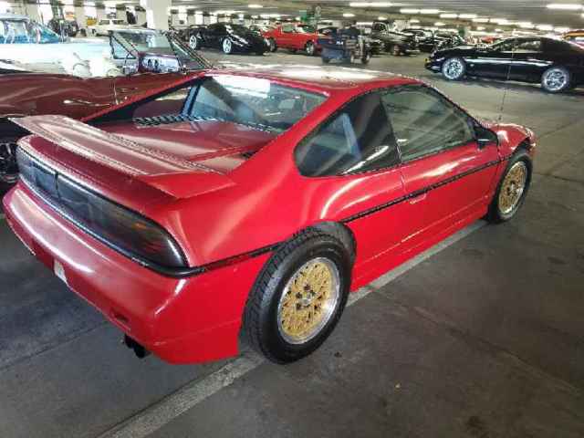 1988 Pontiac Fiero GT - photo 8
