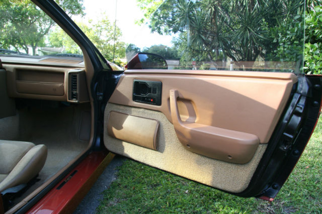 1988 Pontiac Fiero GT Coupe 2-Door - photo 10
