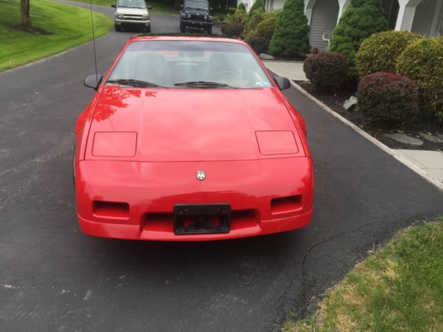 1988 Pontiac Fiero - photo 3