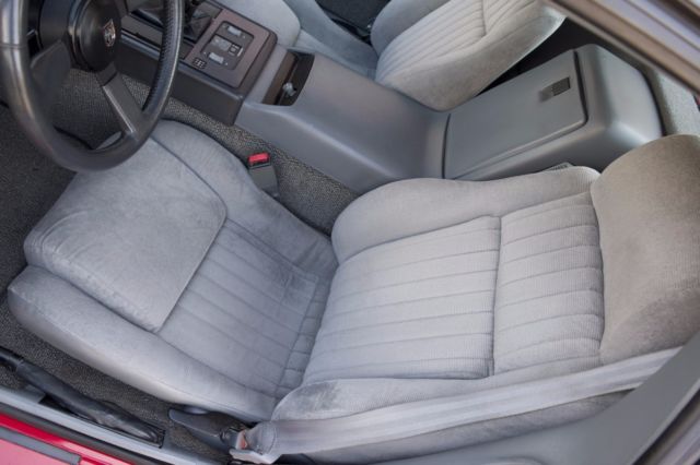 1988 Pontiac Fiero GT - photo 4