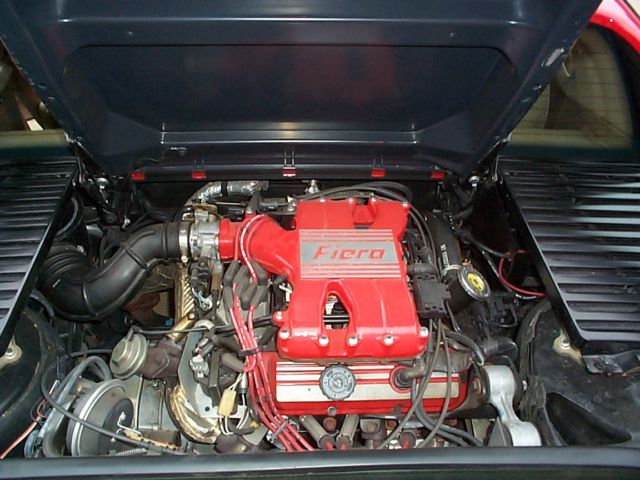 1988 Pontiac Fiero - photo 4